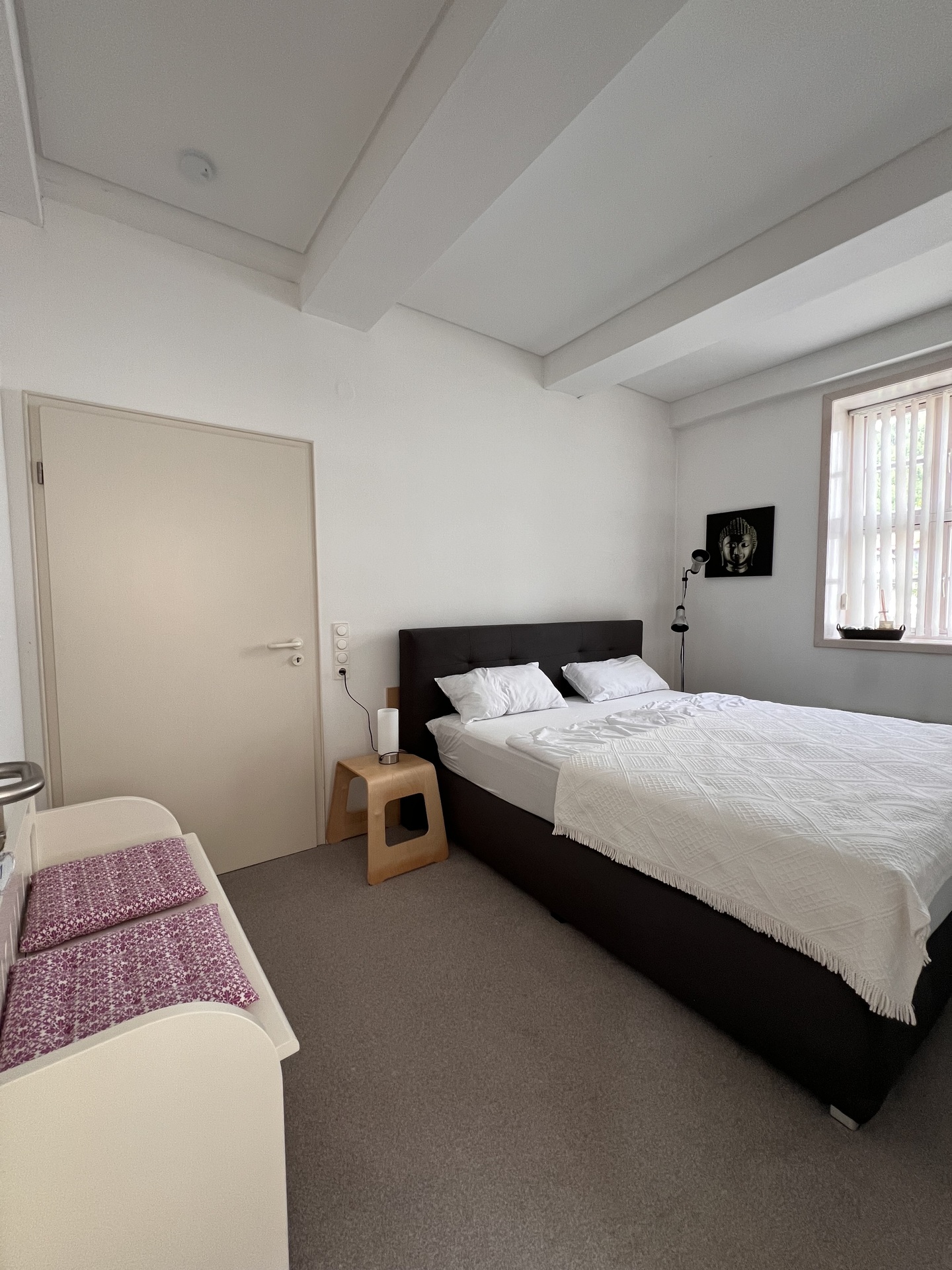 Schlafzimmer 1 im EG.jpeg